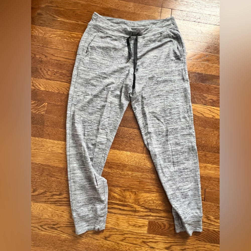 Lululemon jogger 10